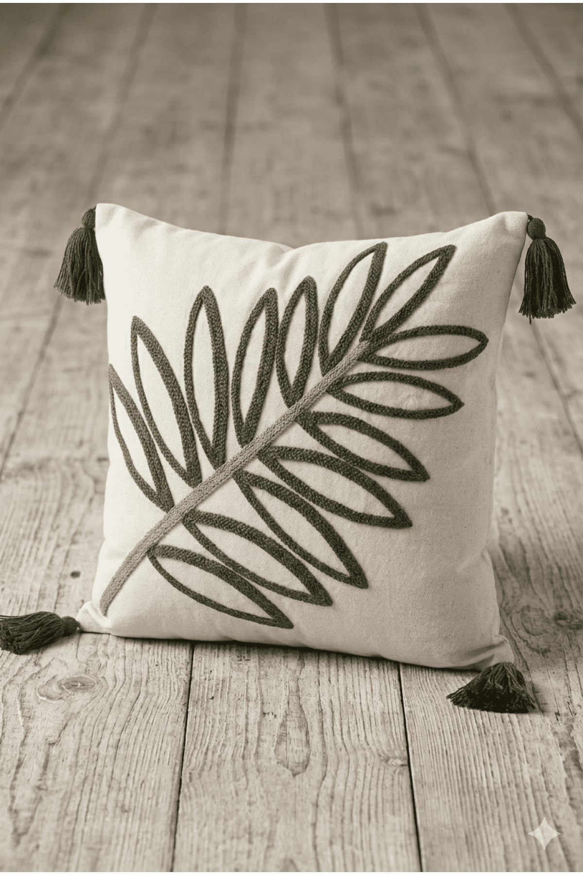  Dekoratif Punch İşlemeli Keten Kırlent Kılıfı, Püskül Detaylı 43x43cm